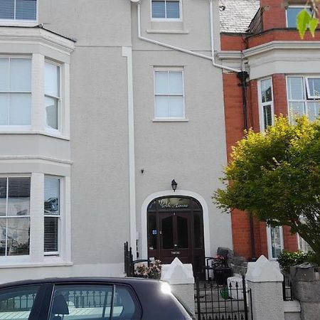 Modern 2Nd Floor 1 Bed Apartment In The Heart Of Llandudno Kültér fotó